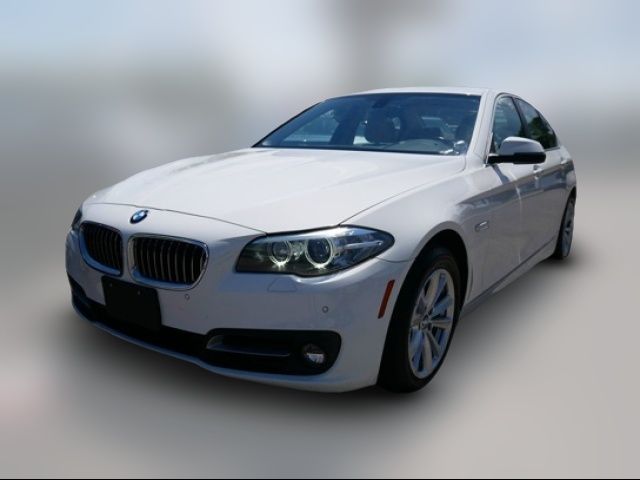 2016 BMW 5 Series 528i