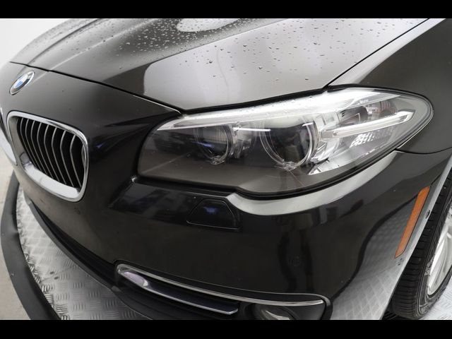 2016 BMW 5 Series 528i