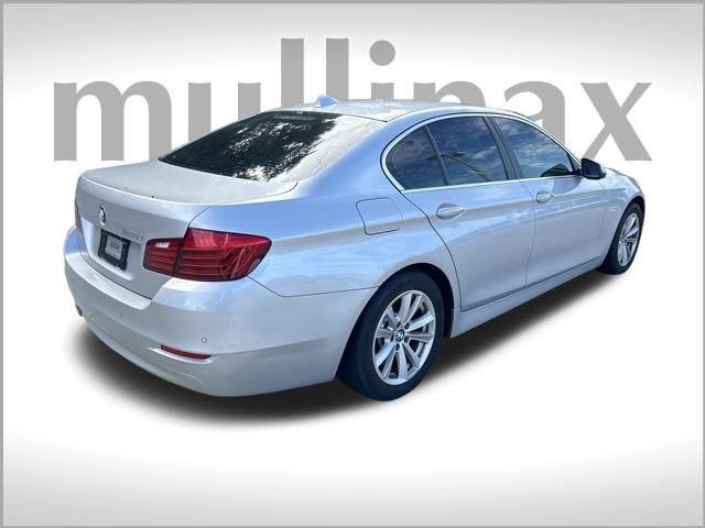 2016 BMW 5 Series 528i