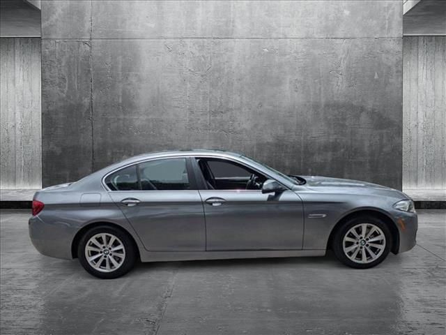 2016 BMW 5 Series 528i