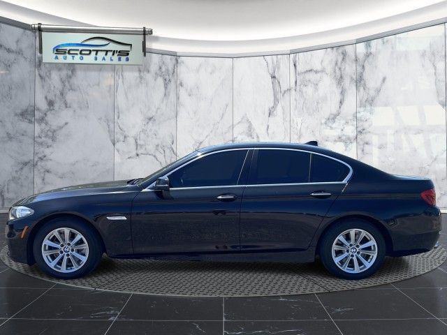 2016 BMW 5 Series 528i