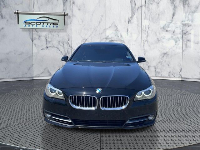 2016 BMW 5 Series 528i