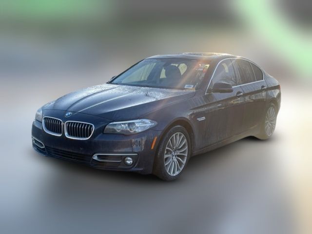 2016 BMW 5 Series 528i