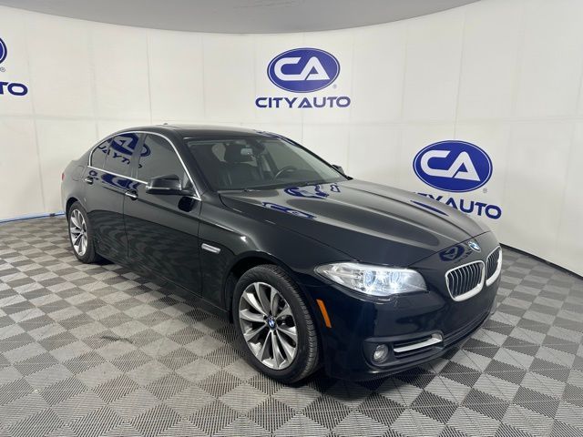 2016 BMW 5 Series 528i