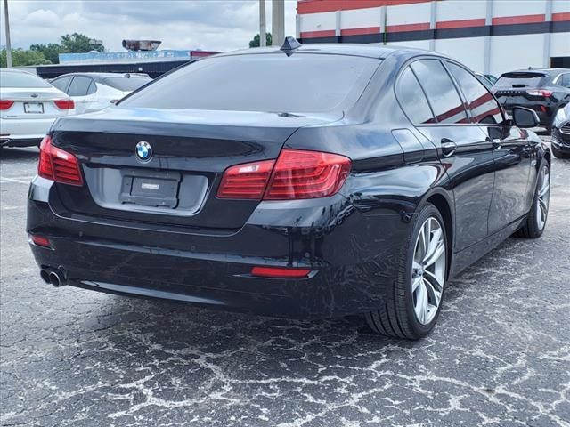 2016 BMW 5 Series 528i