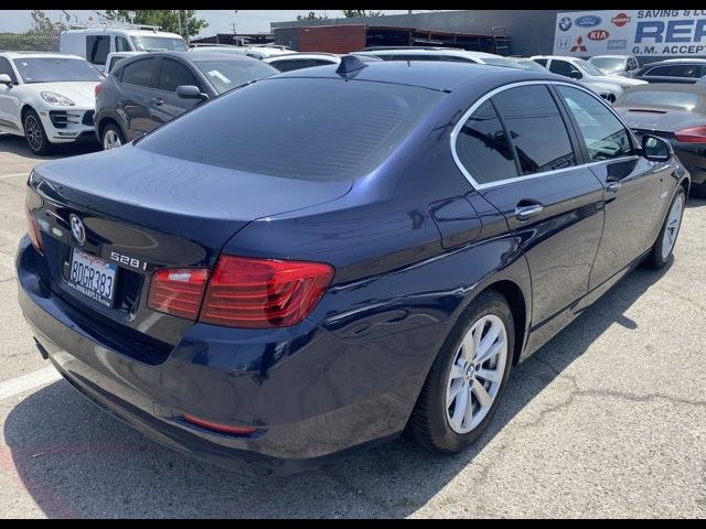 2016 BMW 5 Series 528i