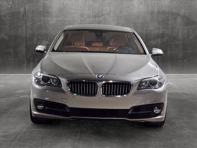 2016 BMW 5 Series 528i