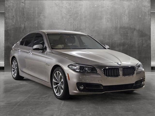 2016 BMW 5 Series 528i