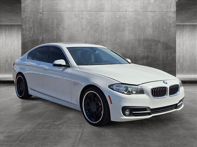 2016 BMW 5 Series 528i