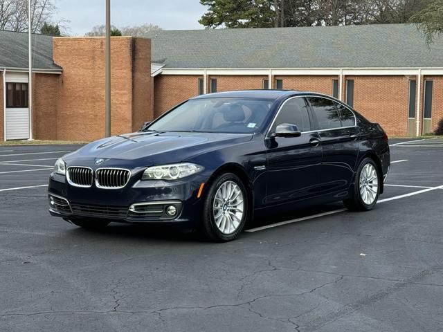 2016 BMW 5 Series 528i