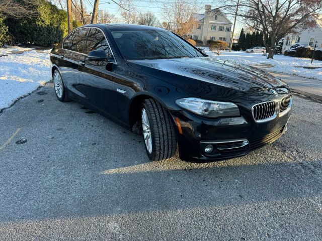 2016 BMW 5 Series 528i