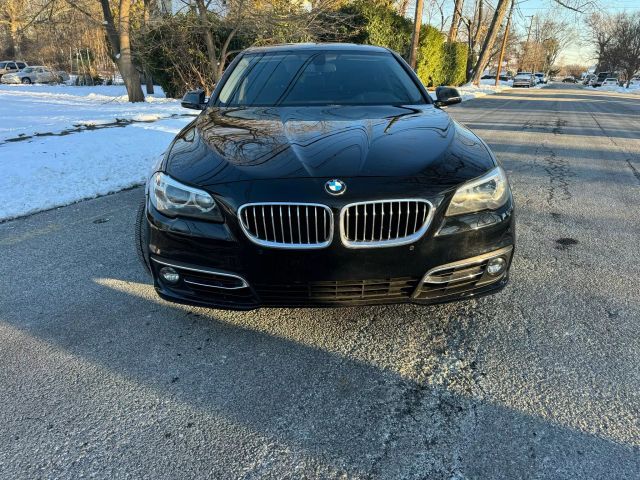 2016 BMW 5 Series 528i