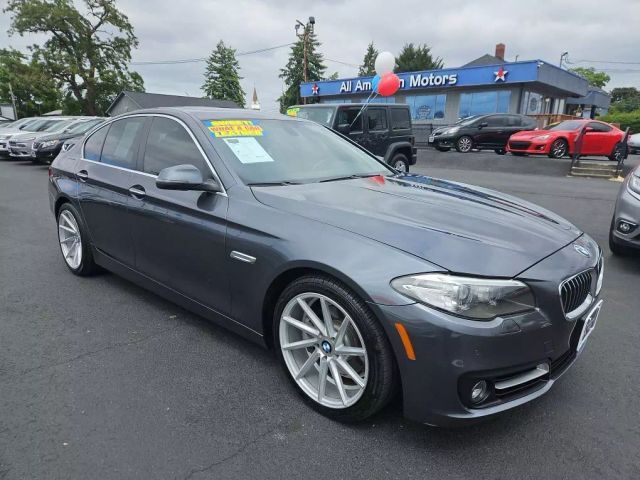2016 BMW 5 Series 528i