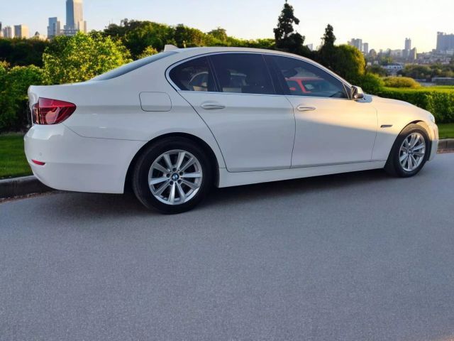 2016 BMW 5 Series 528i