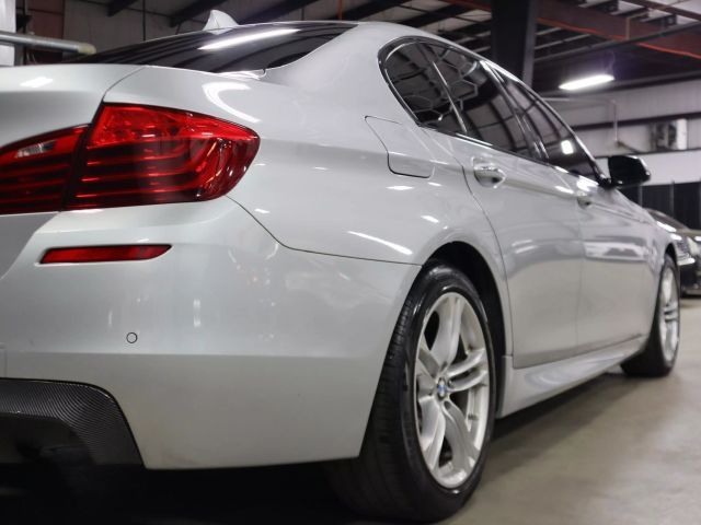 2016 BMW 5 Series 528i