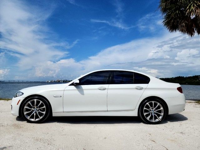 2016 BMW 5 Series 528i xDrive