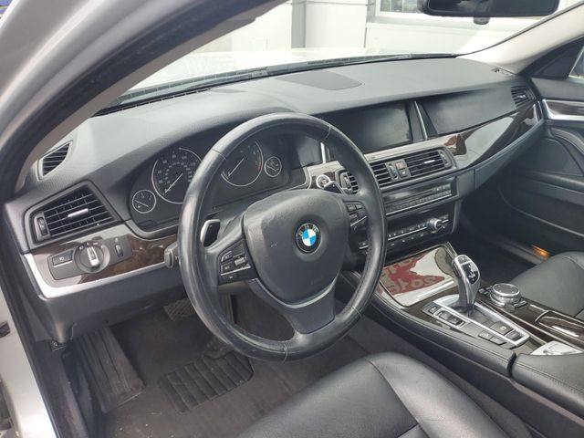 2016 BMW 5 Series 528i xDrive