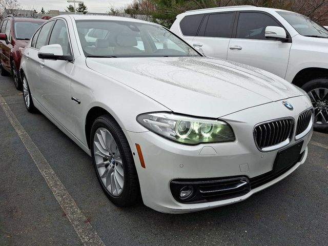 2016 BMW 5 Series 528i xDrive