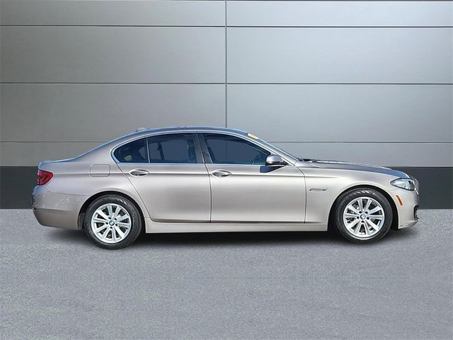 2016 BMW 5 Series 528i xDrive