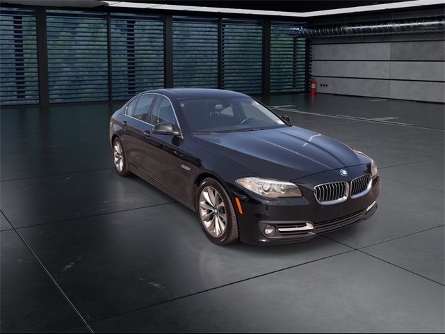 2016 BMW 5 Series 528i xDrive