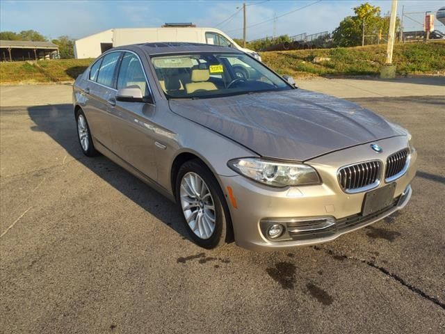 2016 BMW 5 Series 528i xDrive