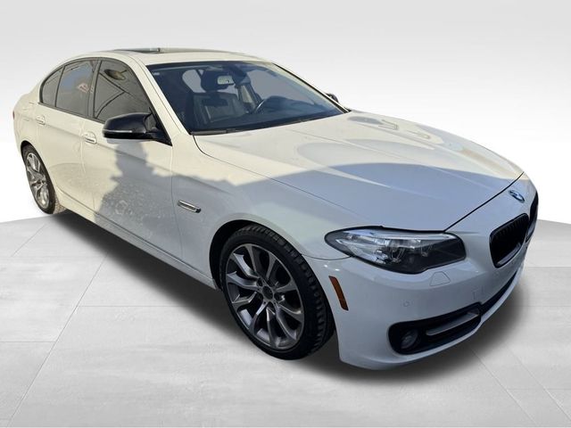 2016 BMW 5 Series 528i xDrive