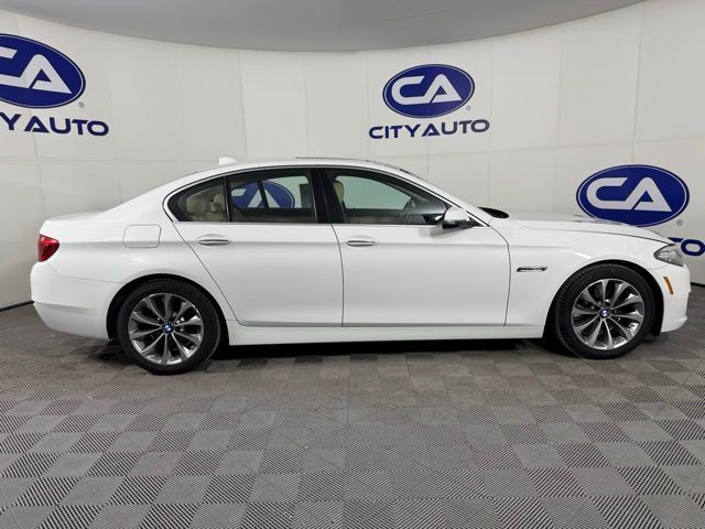 2016 BMW 5 Series 528i xDrive