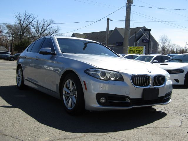 2016 BMW 5 Series 528i xDrive