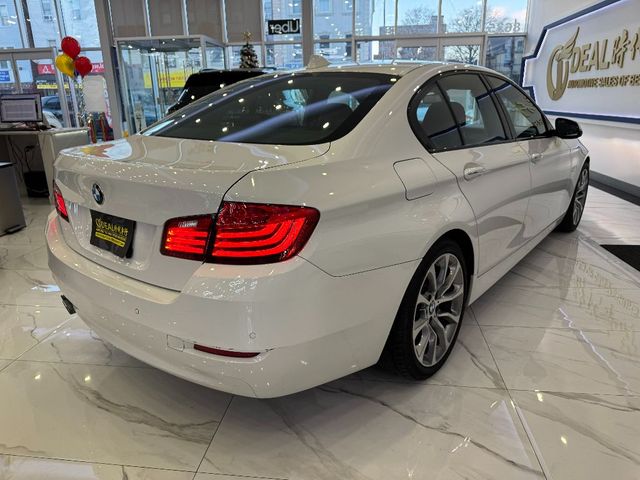 2016 BMW 5 Series 528i