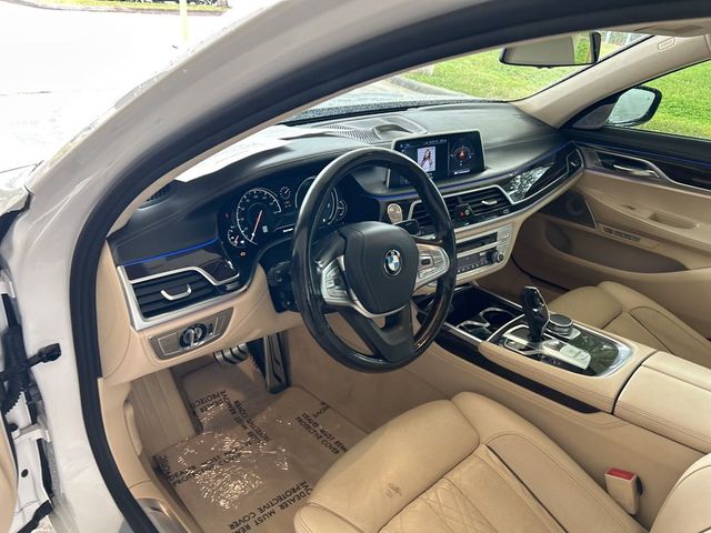 2016 BMW 7 Series 750i