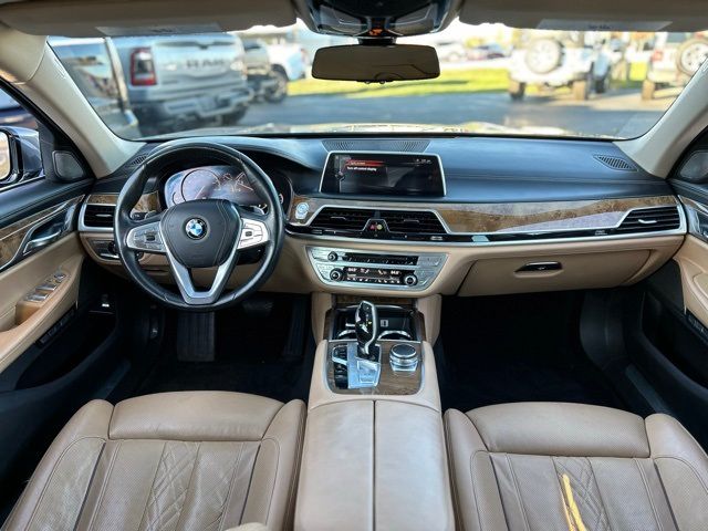 2016 BMW 7 Series 750i xDrive