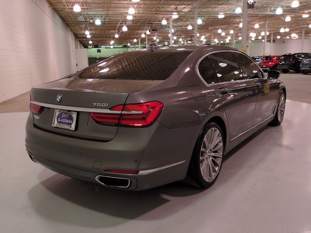 2016 BMW 7 Series 750i xDrive