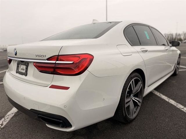 2016 BMW 7 Series 750i xDrive