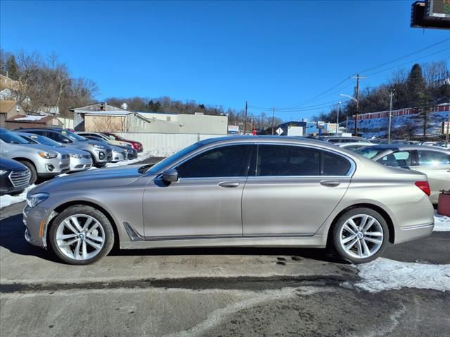 2016 BMW 7 Series 750i xDrive