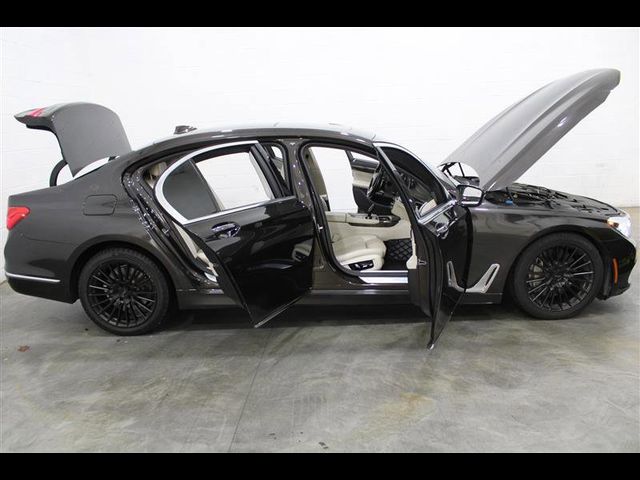 2016 BMW 7 Series 750i xDrive