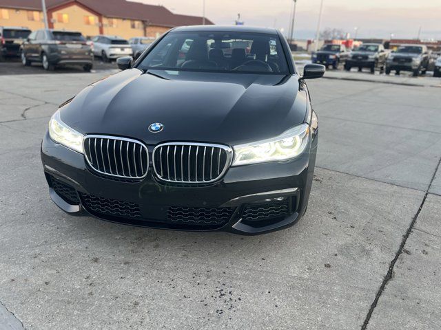 2016 BMW 7 Series 750i xDrive