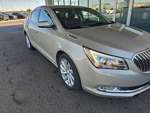 2016 Buick LaCrosse Base