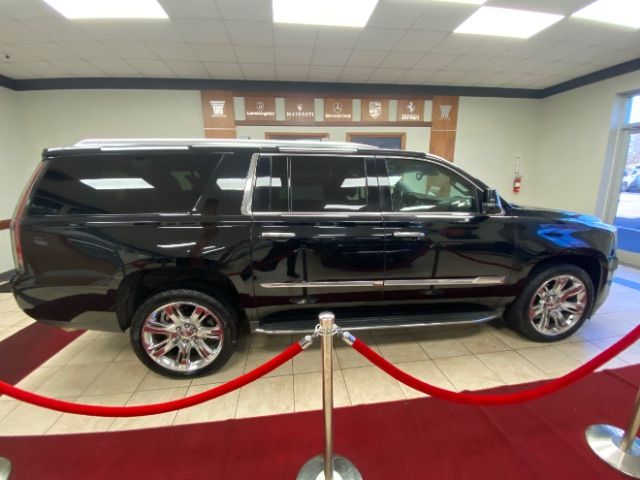 2016 Cadillac Escalade ESV Luxury Collection