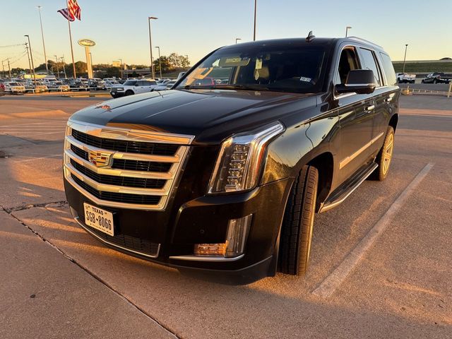 2016 Cadillac Escalade Luxury Collection