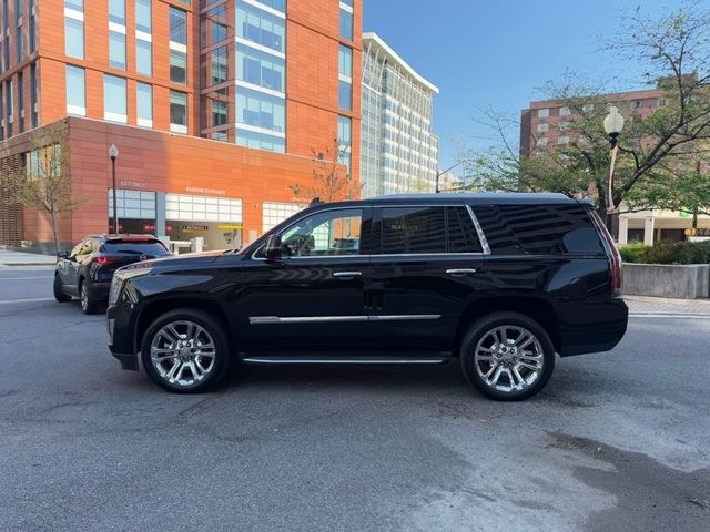 2016 Cadillac Escalade Luxury Collection