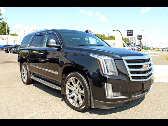 2016 Cadillac Escalade Luxury Collection