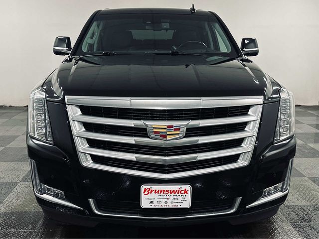 2016 Cadillac Escalade Luxury Collection