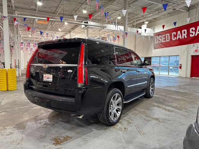 2016 Cadillac Escalade Luxury Collection