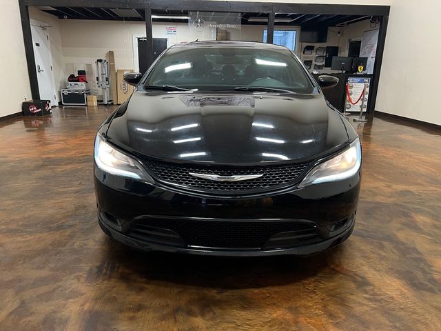 2016 Chrysler 200 S