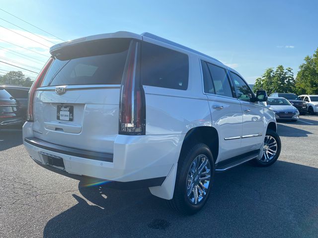 2016 Cadillac Escalade Standard