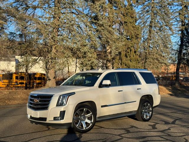 2016 Cadillac Escalade Luxury Collection