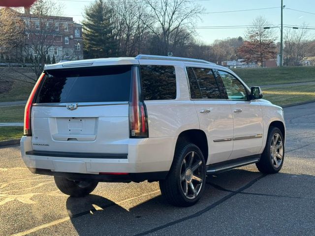 2016 Cadillac Escalade Luxury Collection