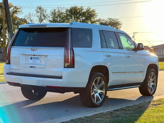 2016 Cadillac Escalade Luxury Collection