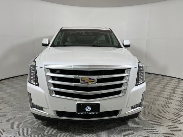 2016 Cadillac Escalade Standard