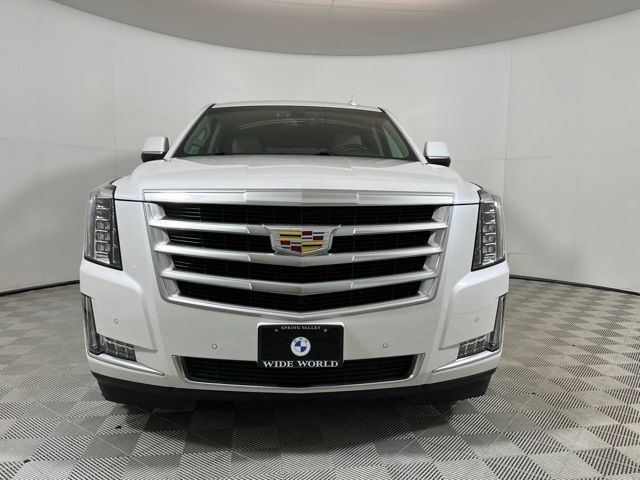 2016 Cadillac Escalade Standard